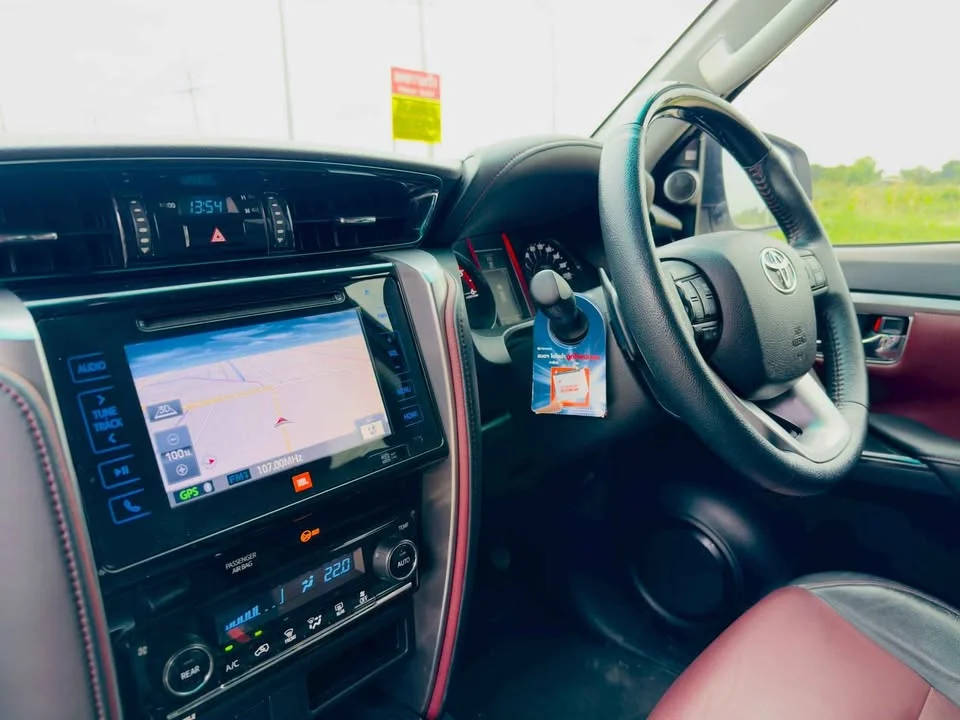 2016 Toyota Fortuner II 3
