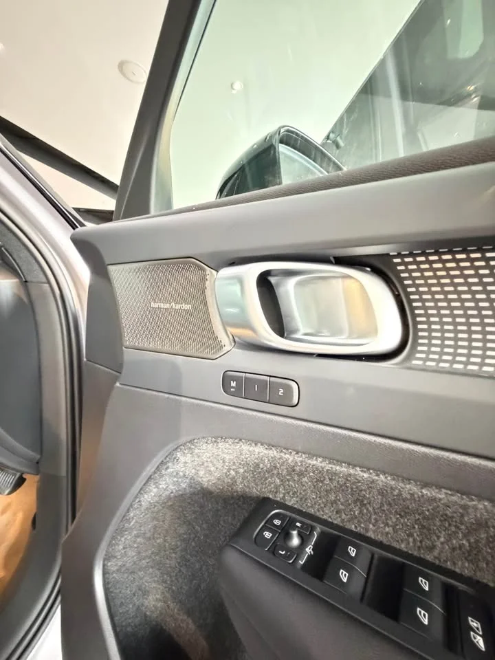 2026 Volvo EC40 I 3