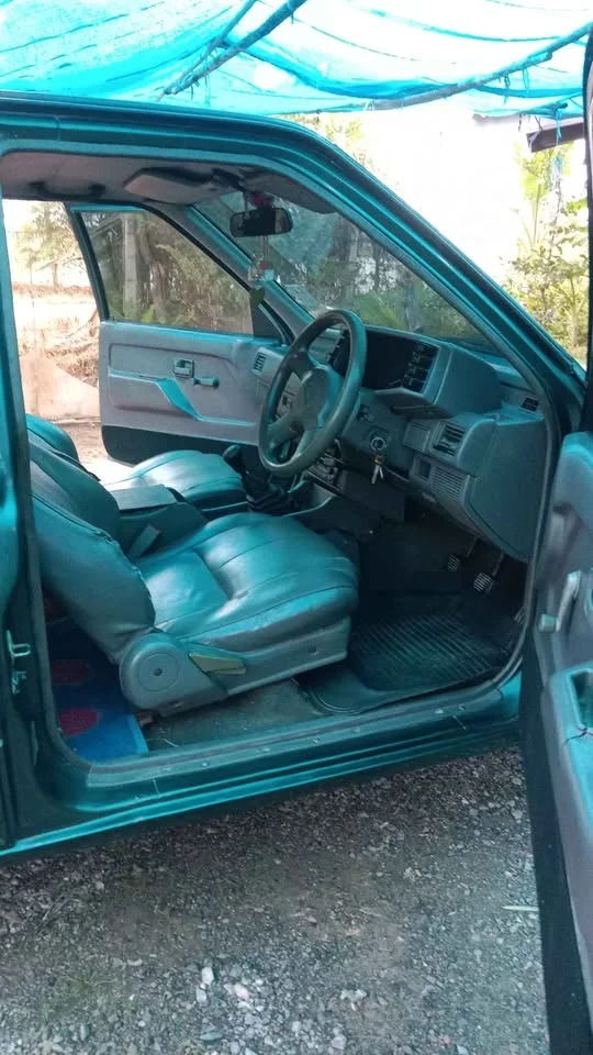 1994 Isuzu TFR III 2