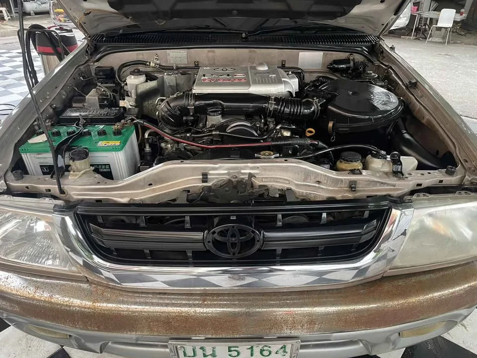 2004 Toyota Hilux Tiger VI 3