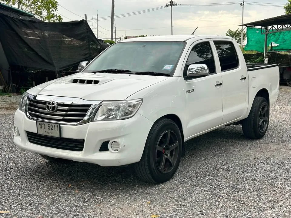 2014 Toyota Hilux VII 2