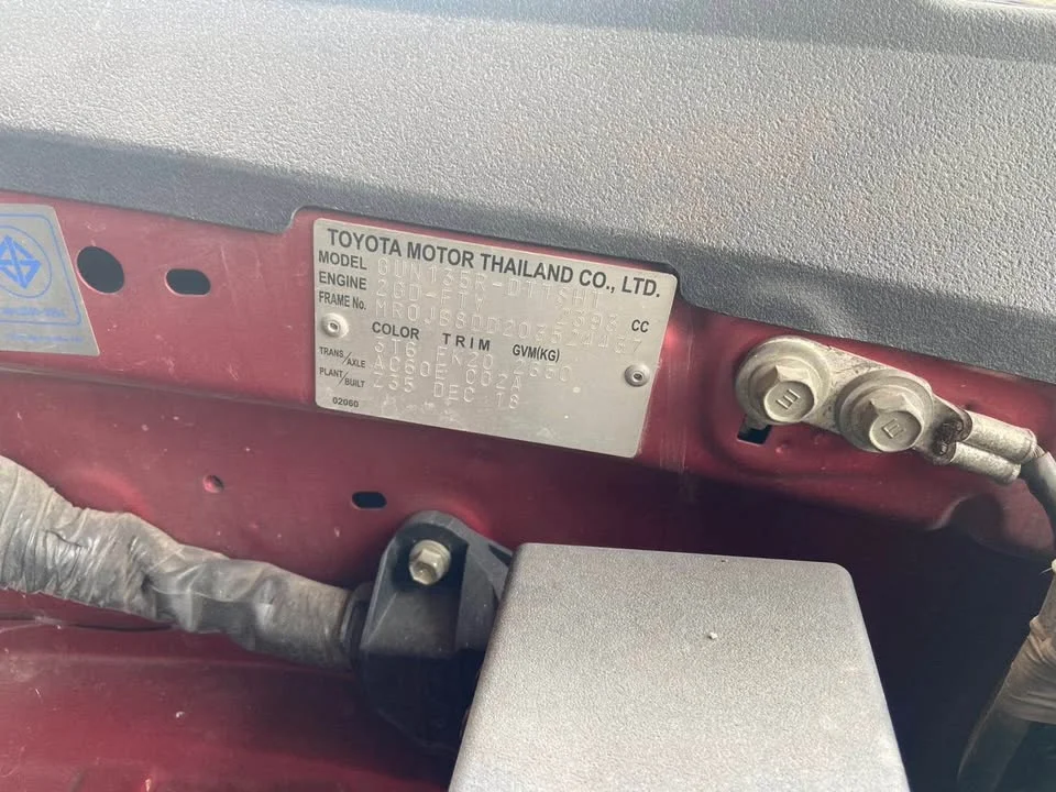 2018 Toyota Hilux VIII 2