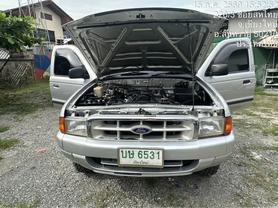 2000 Mazda 2500 Fighter V 3