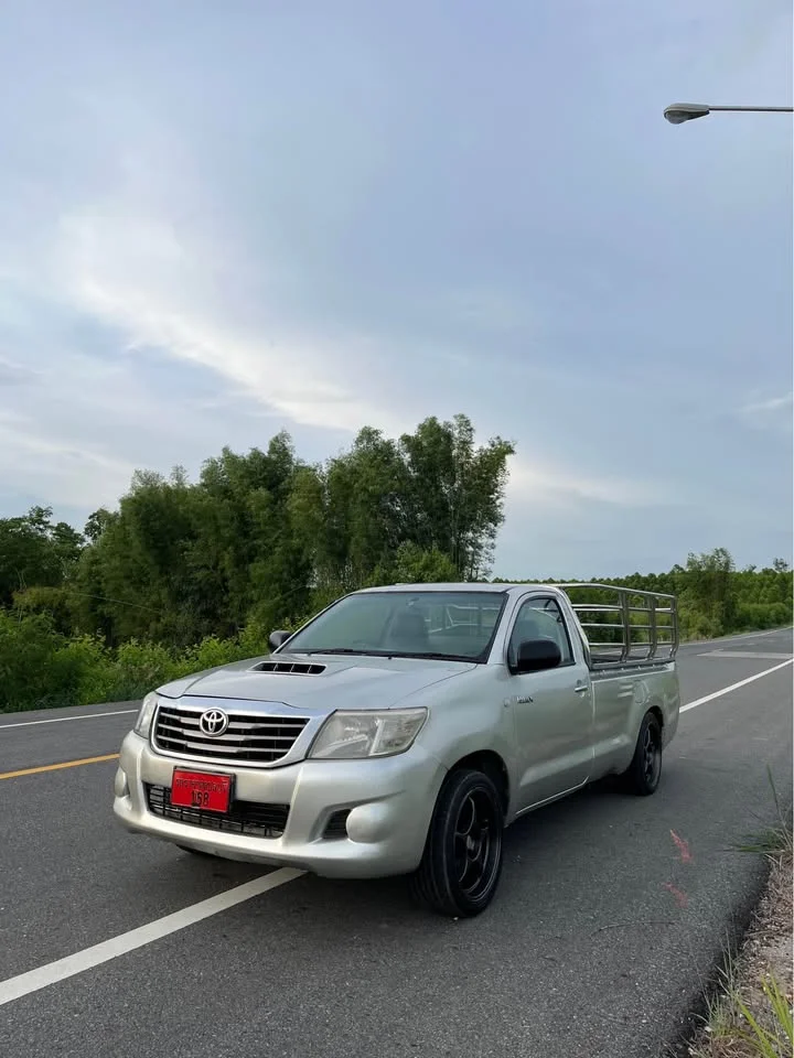 2014 Toyota Hilux VII 2