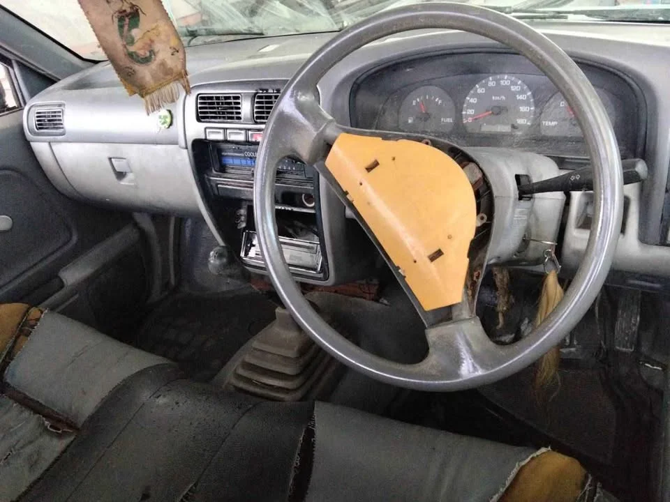 2002 Nissan Frontier I 2