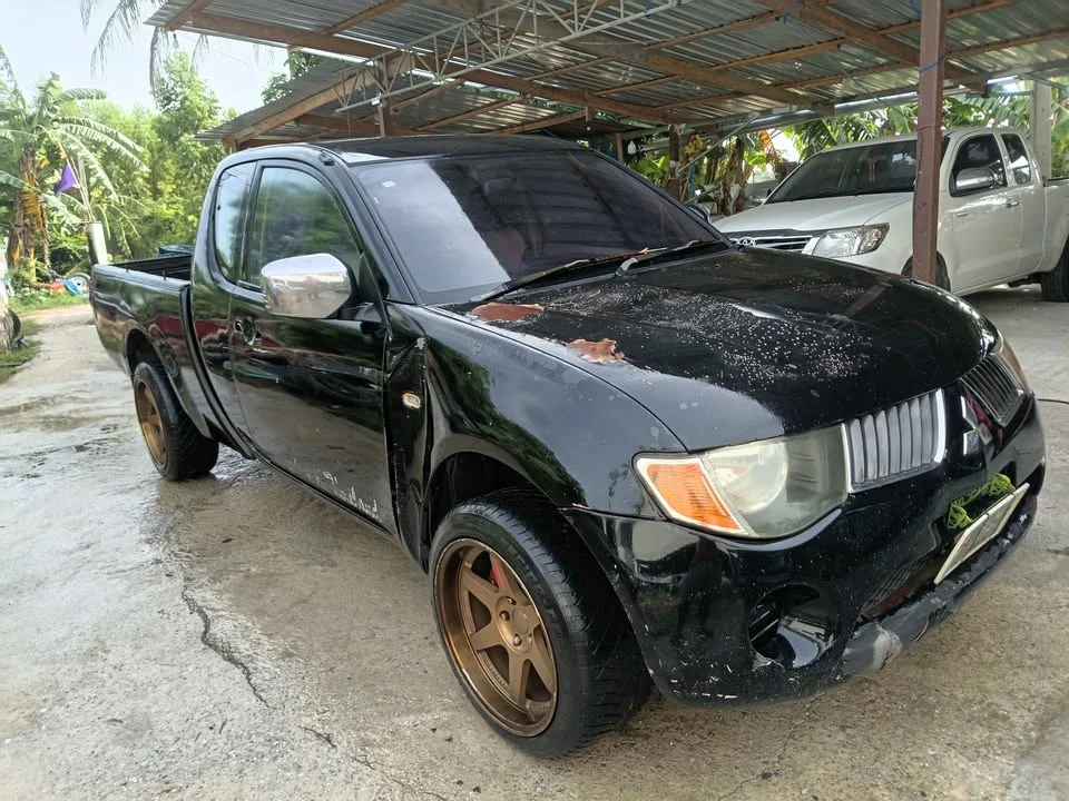 2008 Mitsubishi Triton IV 3