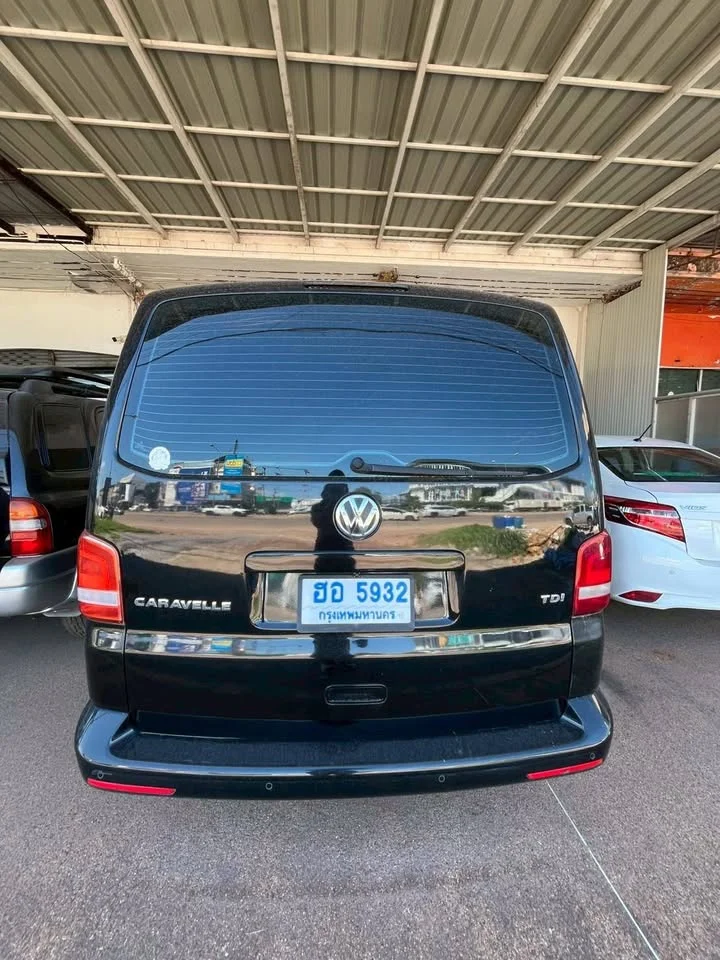 2013 Volkswagen Caravelle T5 2