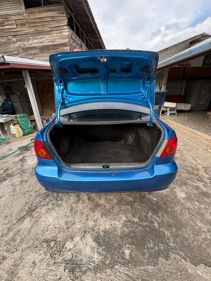 2004 Toyota Corolla Altis IX (E120) 3