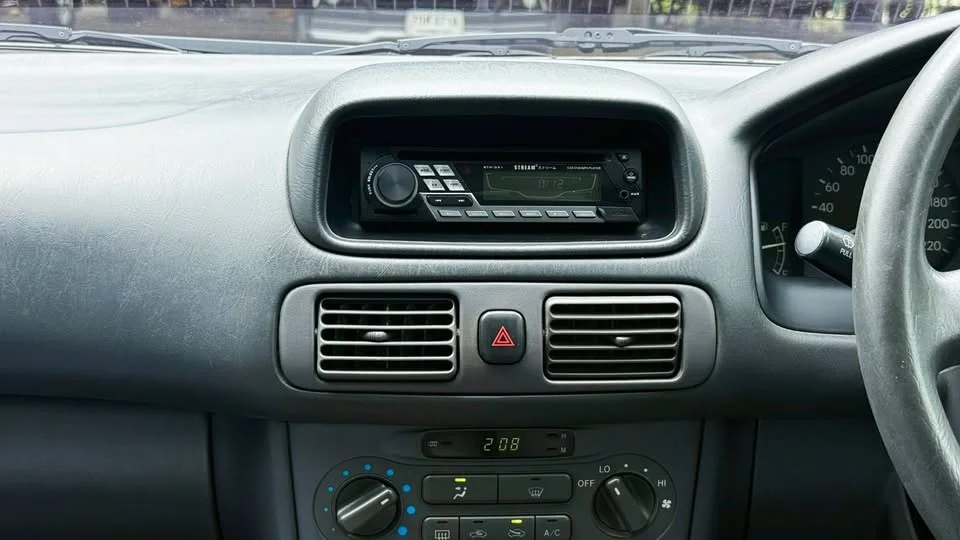 1999 Toyota Corolla Altis VIII (E110) 2