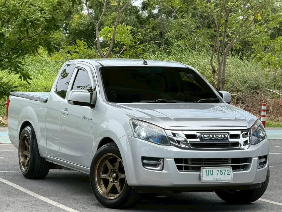 2015 Isuzu D-Max II (RT) 2