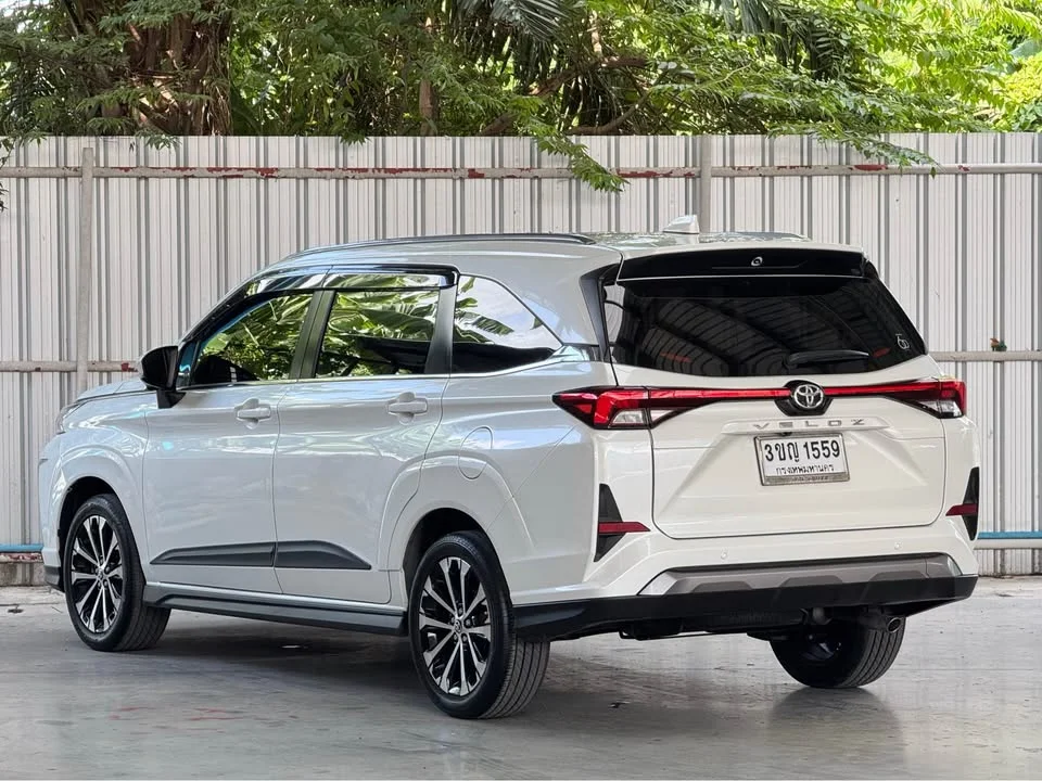 2022 Toyota Veloz III 3