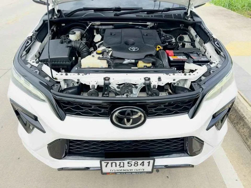 2016 Toyota Fortuner II 2