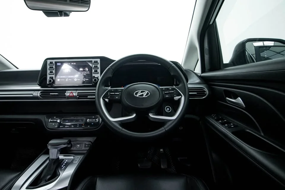 2023 Hyundai Stargazer KS 2