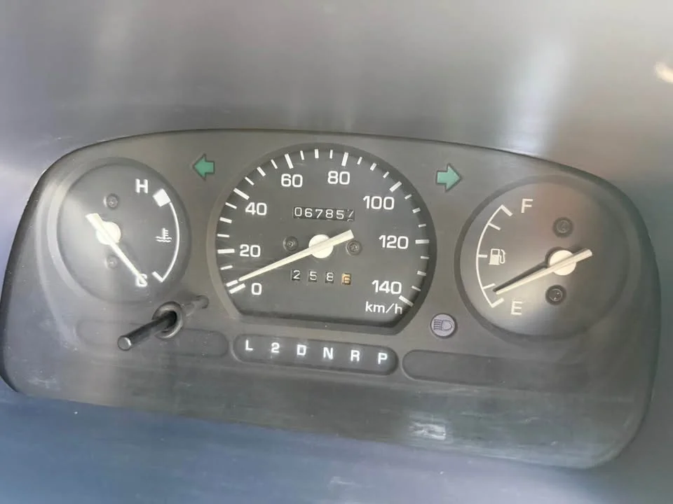2010 Daihatsu Mira L500 3
