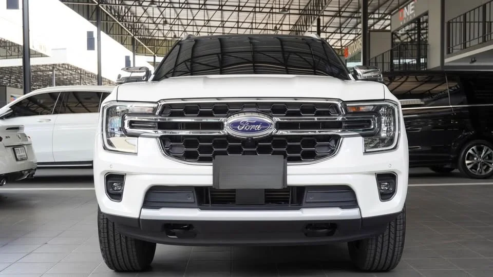 2022 Ford Everest III 2