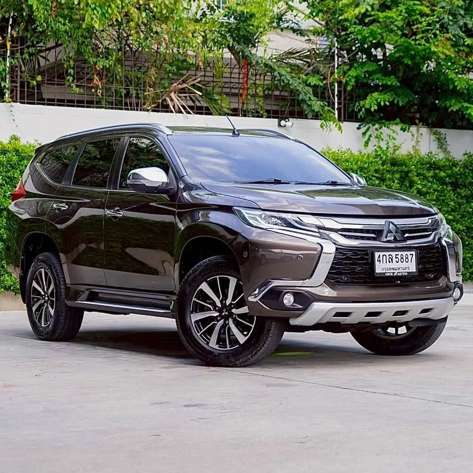2015 Mitsubishi Pajero Sport III 2