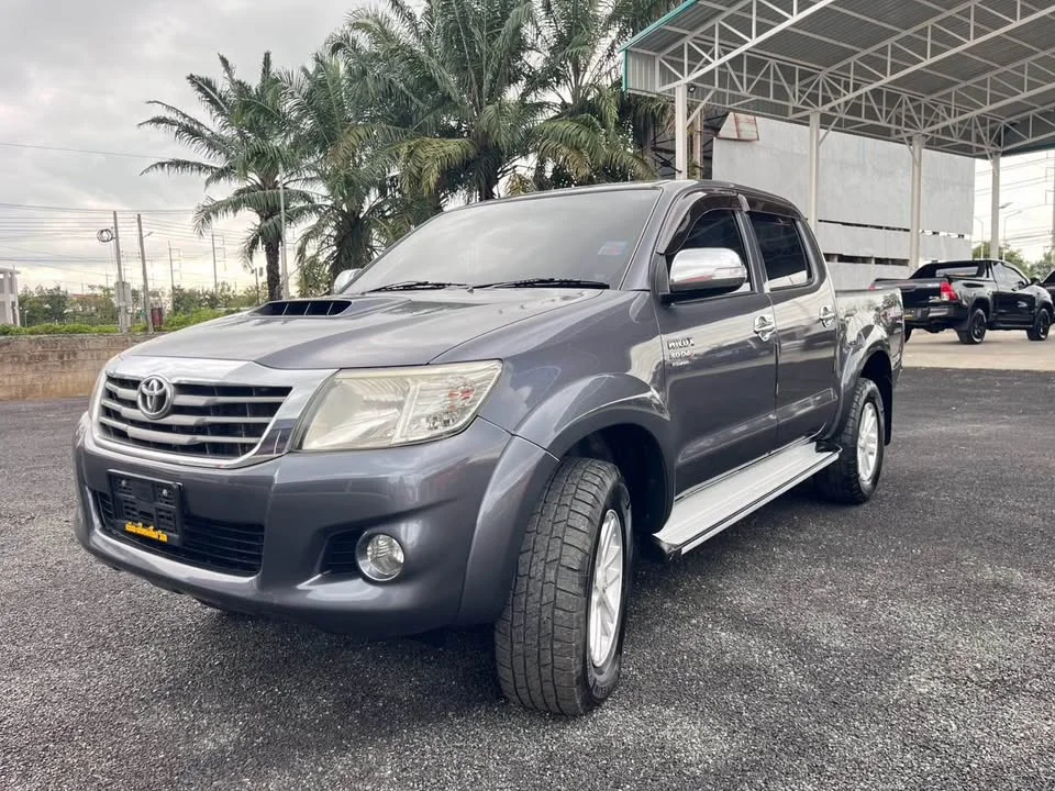 2012 Toyota Hilux VII 3