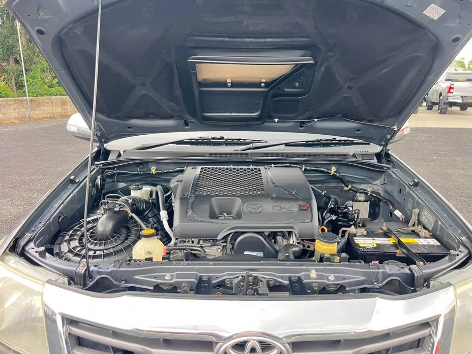 2012 Toyota Hilux VII 3