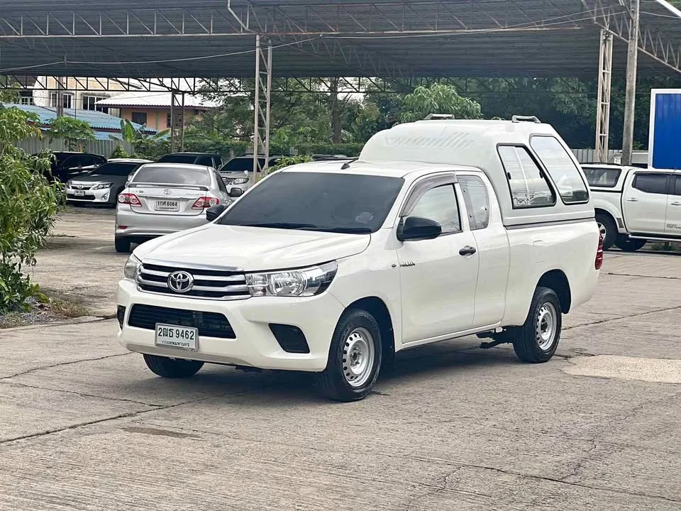 2018 Toyota Hilux VIII 2