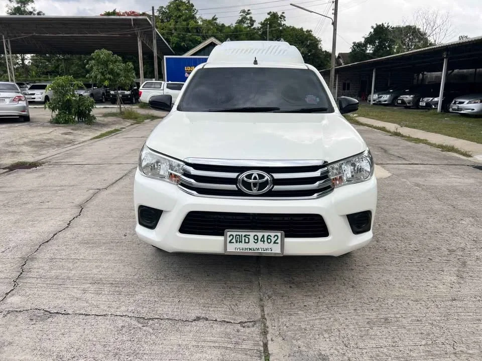 2018 Toyota Hilux VIII 3