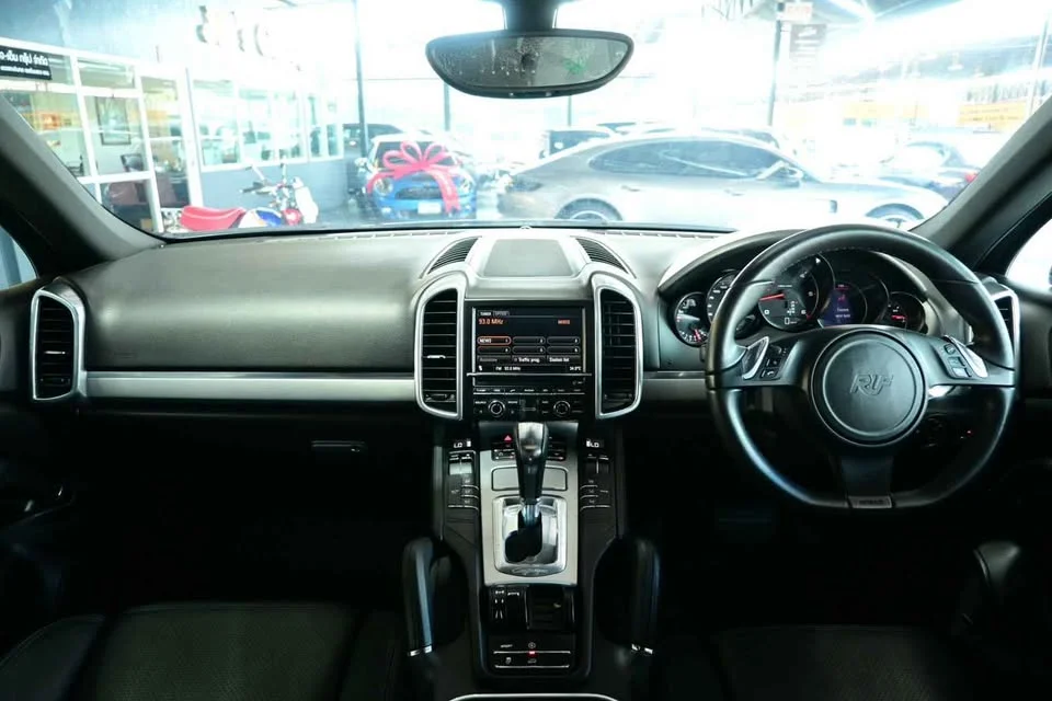 2011 Porsche Cayenne II 3