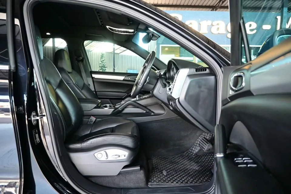 2011 Porsche Cayenne II 2