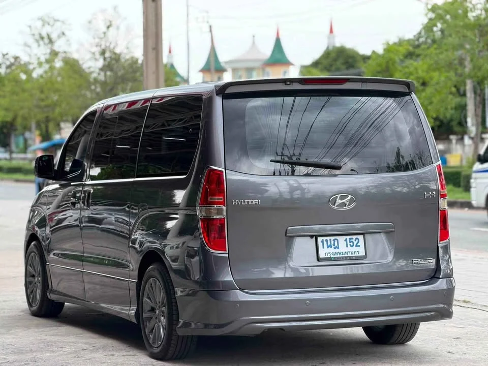 2010 Hyundai H-1 II 2