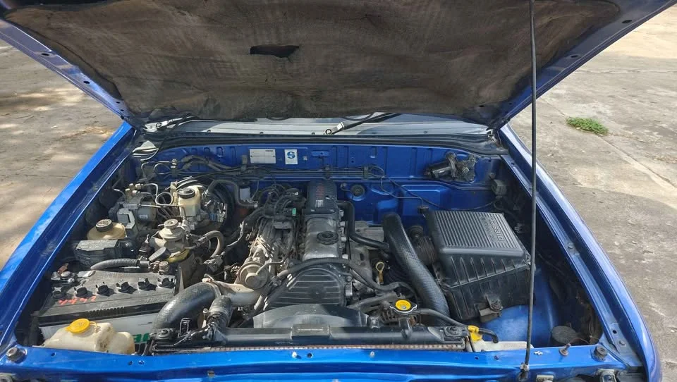 2006 Mazda 2500 Fighter V 2