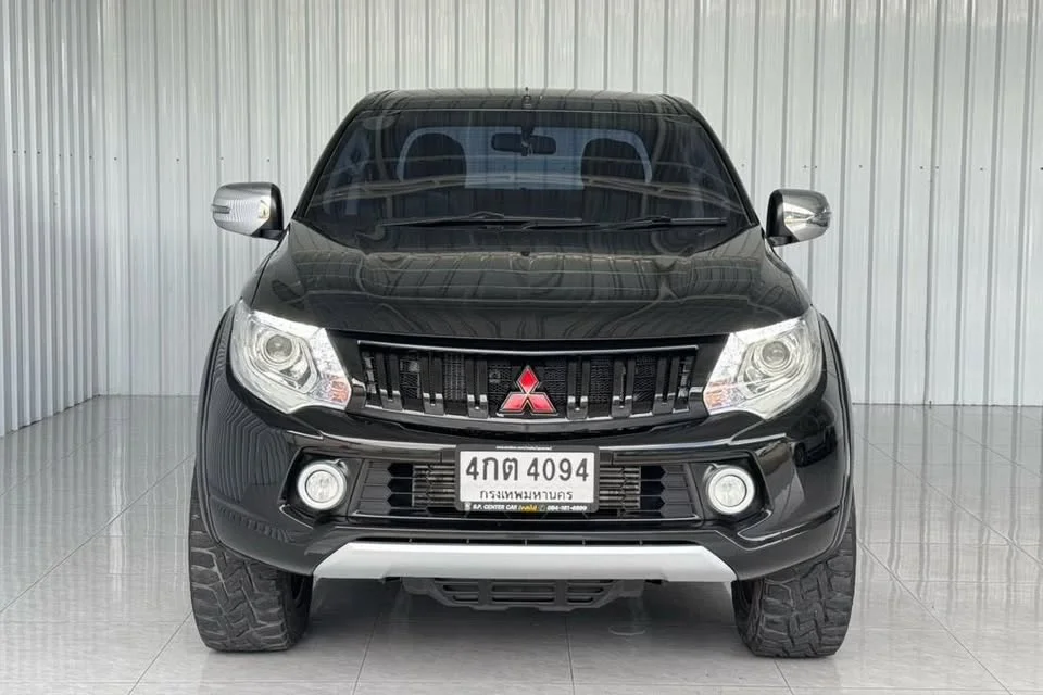 2015 Mitsubishi Triton V 2