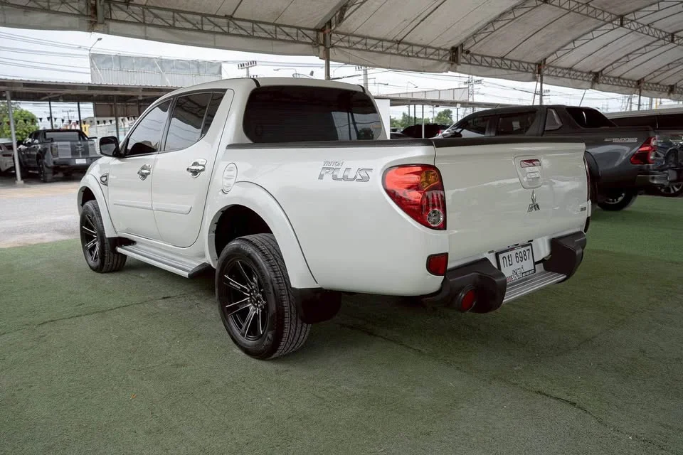 2012 Mitsubishi Triton IV 3