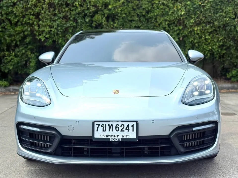 2021 Porsche Panamera II 2