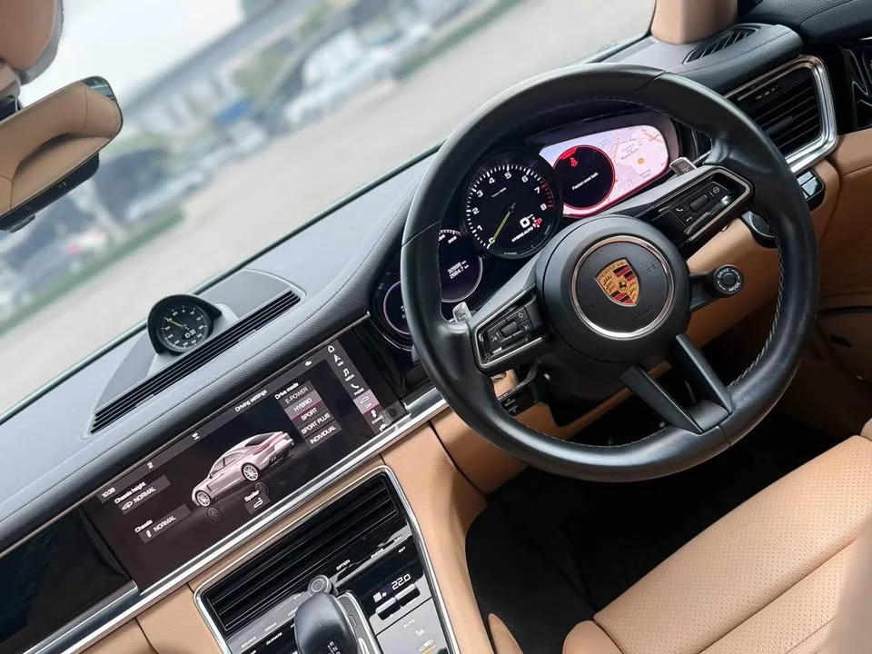 2021 Porsche Panamera II 3