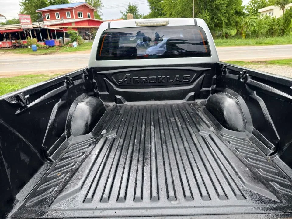 2008 Isuzu D-Max I 3