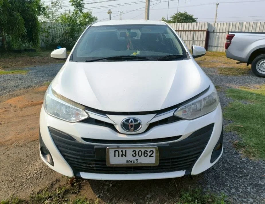 2017 Toyota Yaris ATIV III 3