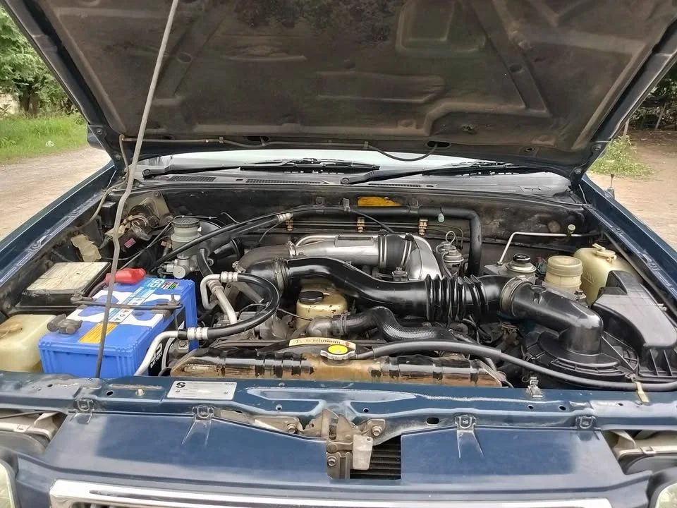 2001 Isuzu Faster Dragon Eyes III 2