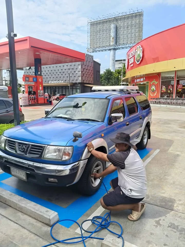 2001 Nissan TR Xciter I 2