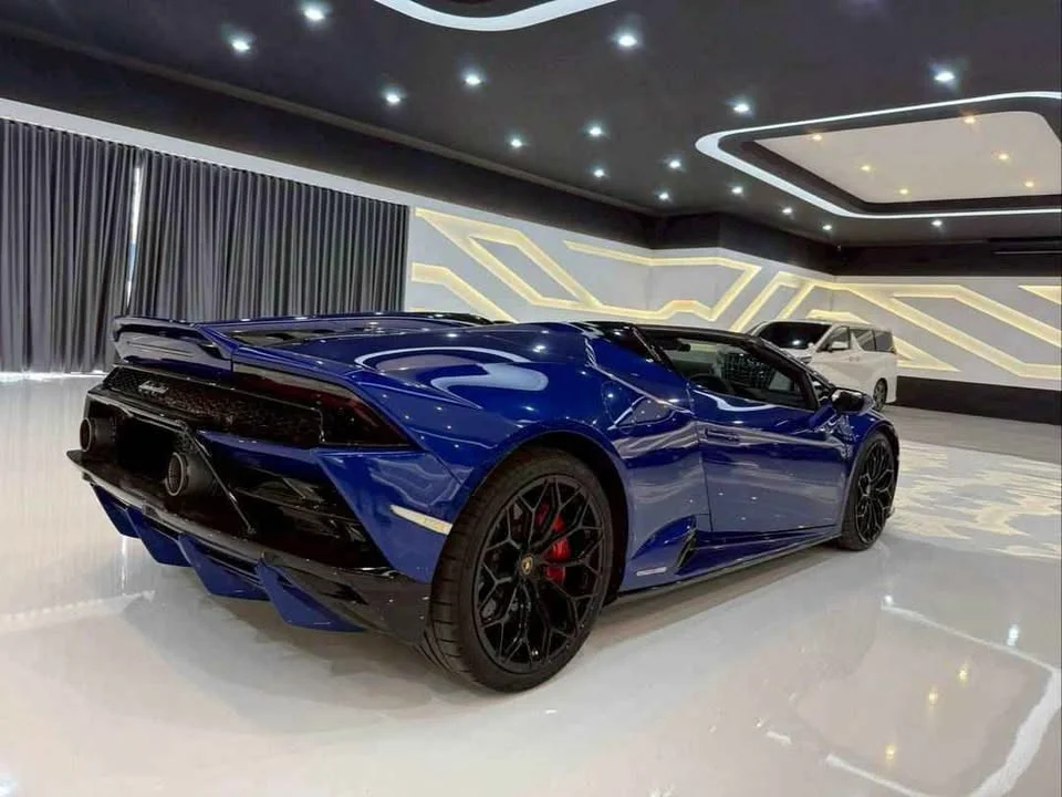 2020 Lamborghini Huracan 3