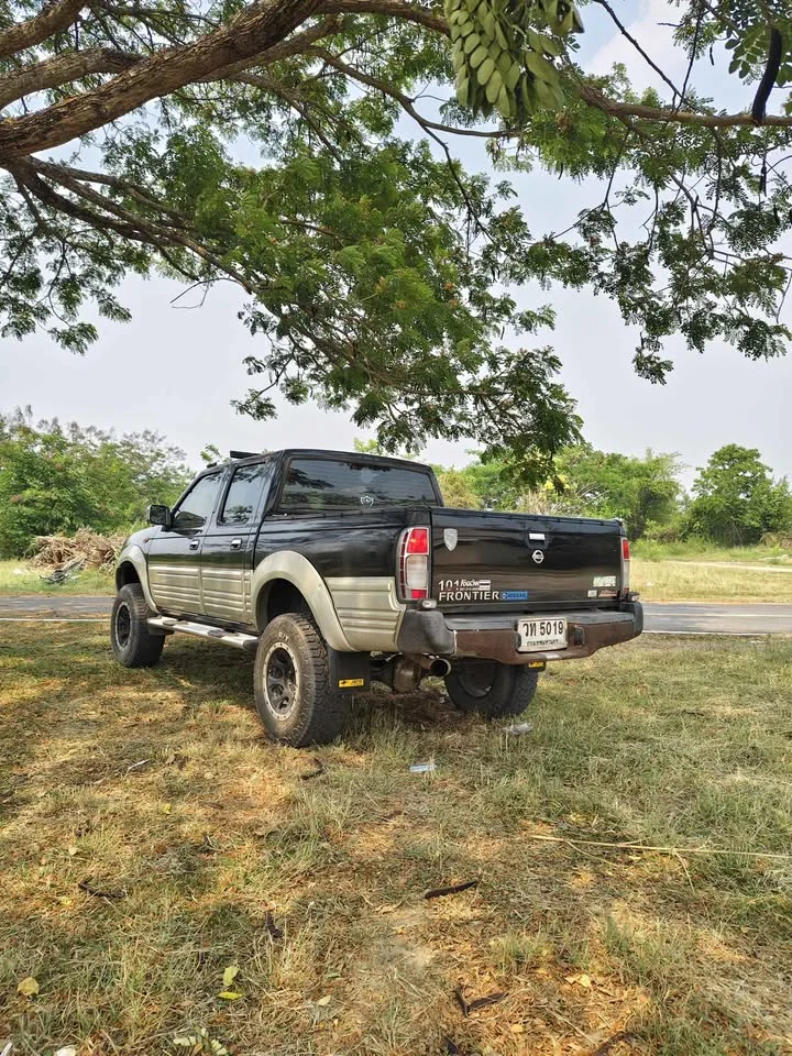 1961 Nissan Frontier I 3