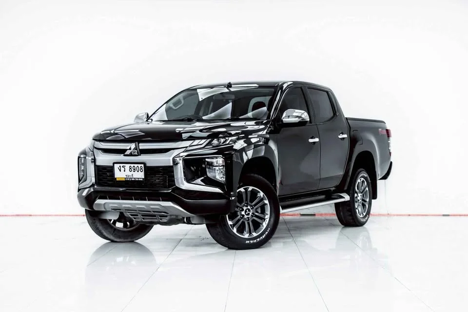2019 Mitsubishi Triton V 3