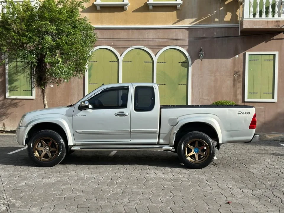 2010 Isuzu D-Max I 2