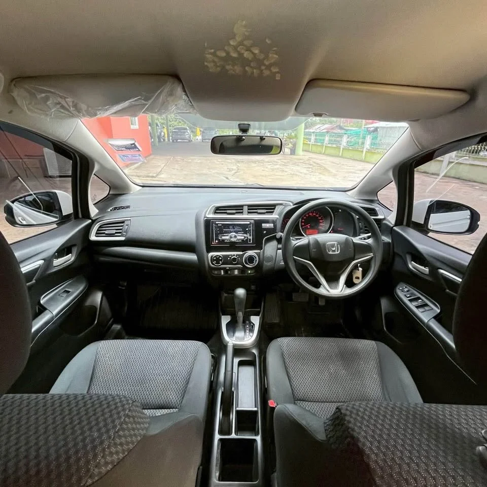 2020 Honda Jazz III 2