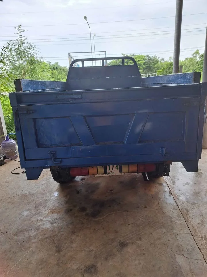 1992 Mitsubishi Triton I  3