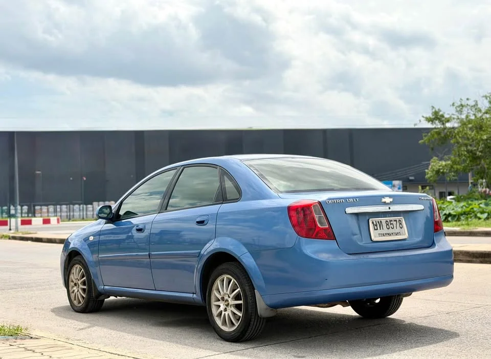 2005 Chevrolet Optra 2