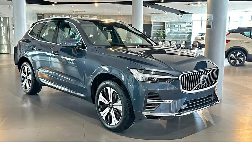 2025 Volvo XC60 II 2