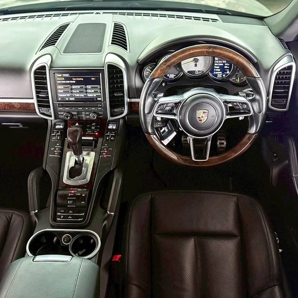 2015 Porsche Cayenne II 3