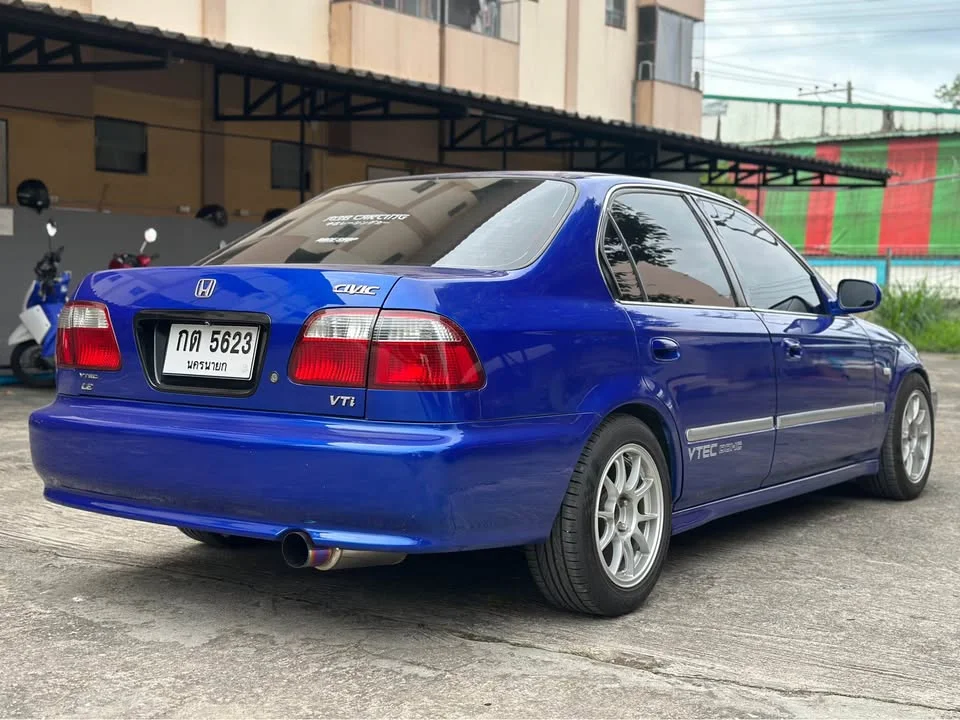 1999 Honda Civic VI 2