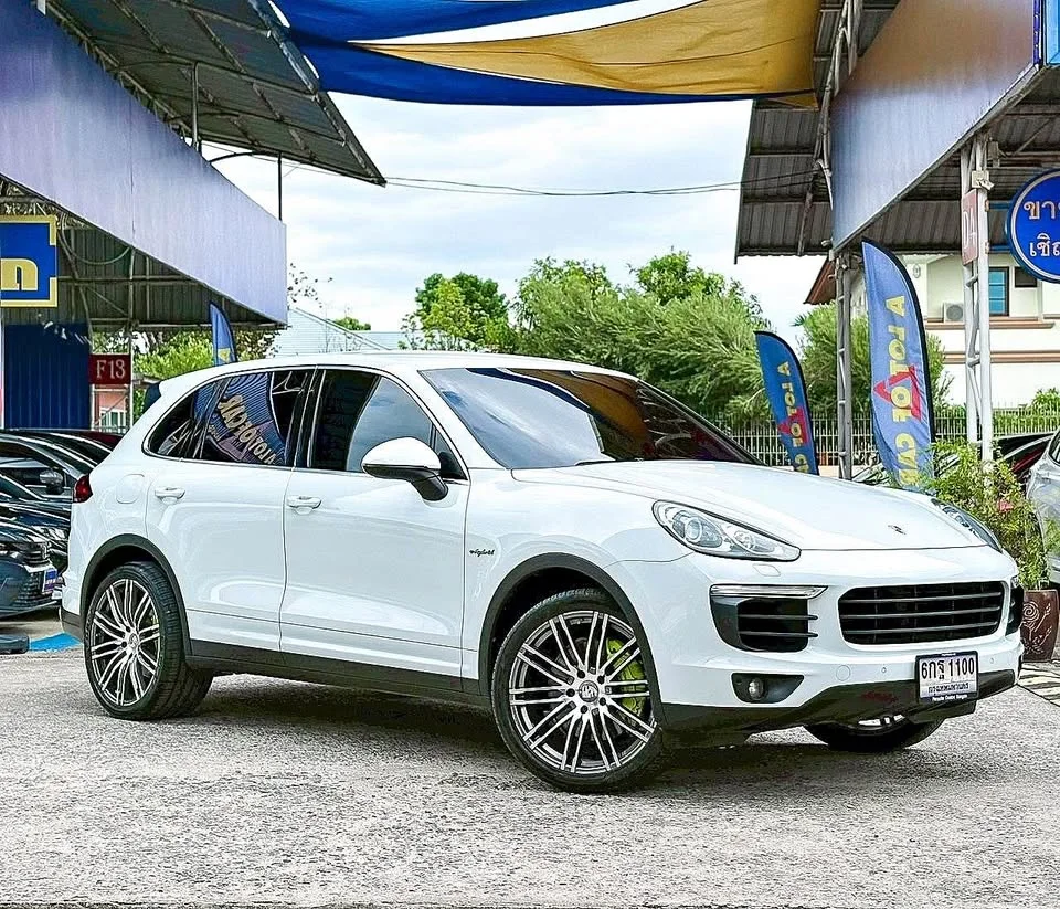 2015 Porsche Cayenne II 3