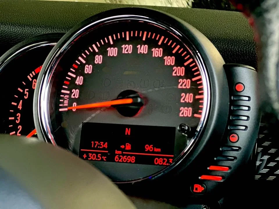 2016 Mini Hatch  III 3