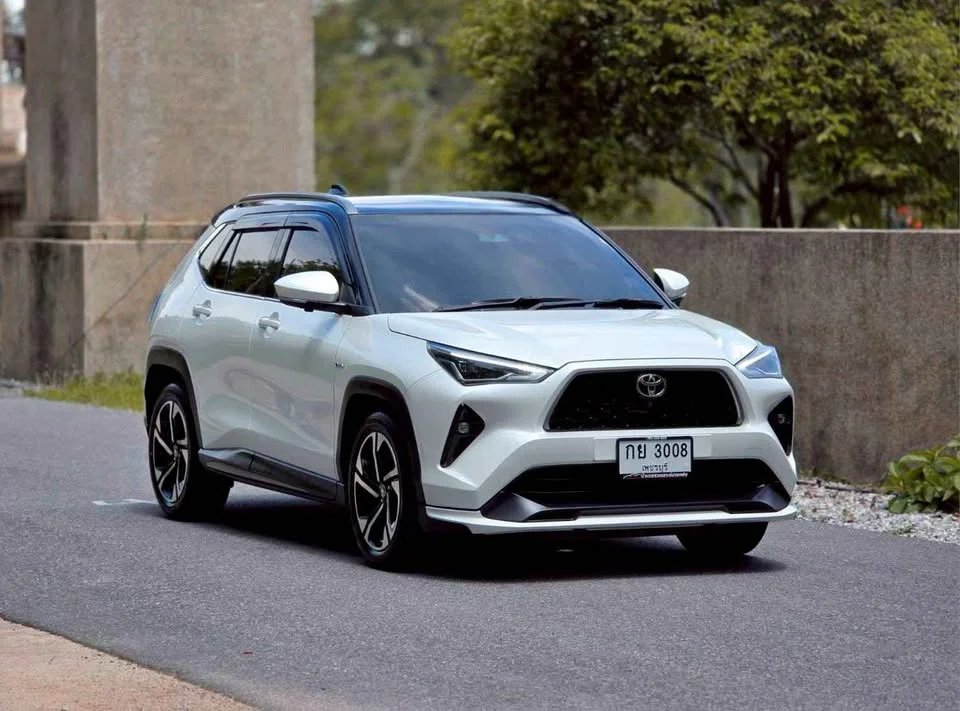 2026 Toyota Yaris Cross AC200 2