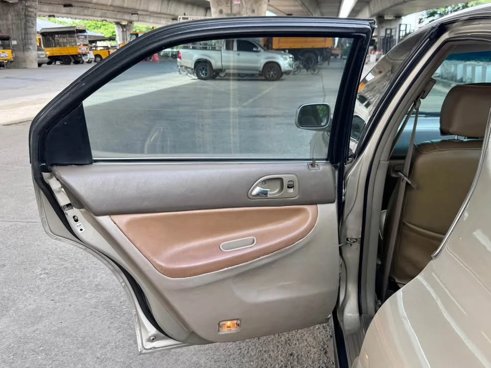 1997 Honda Accord V 3